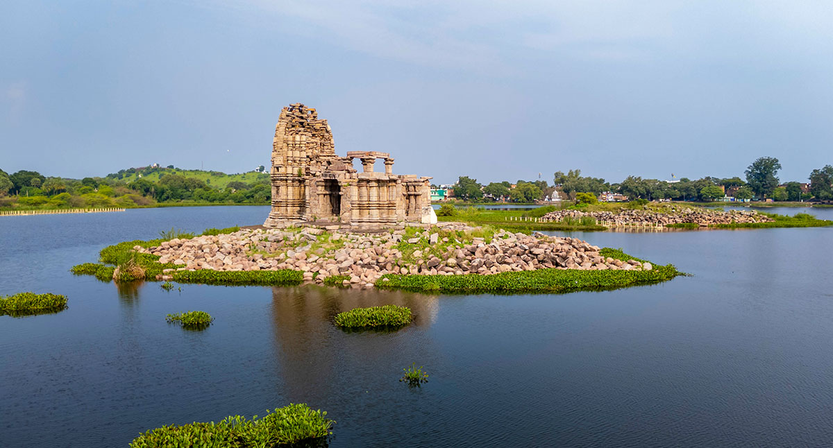 Mahoba: Heritage Temples in a Day